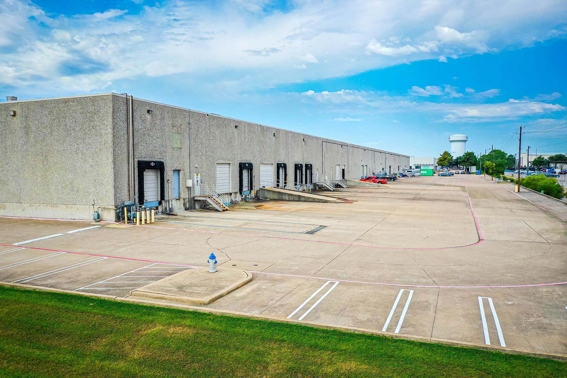 The Summit Business Park exterior loading dock photo